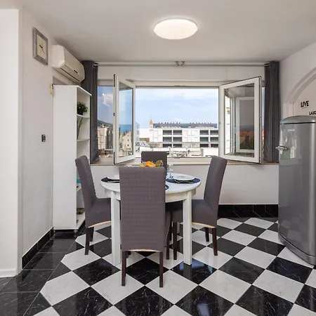 Apartman Apollo Omiš